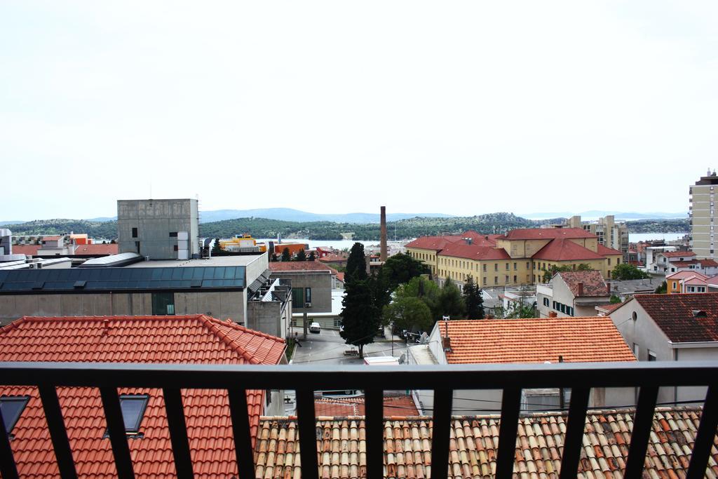 Apartment City View Σίμπενικ Δωμάτιο φωτογραφία