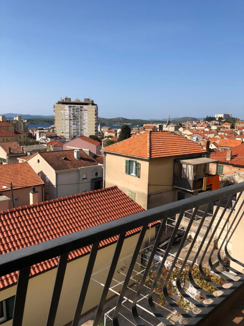 Apartment City View Σίμπενικ Εξωτερικό φωτογραφία